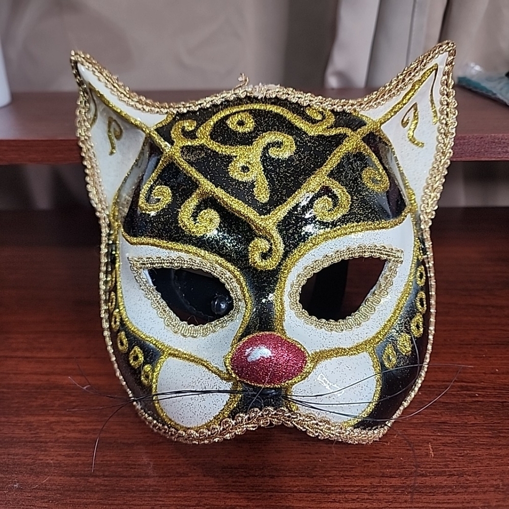 Italian Womens Masquerade Mask... - Picture 4 of 5